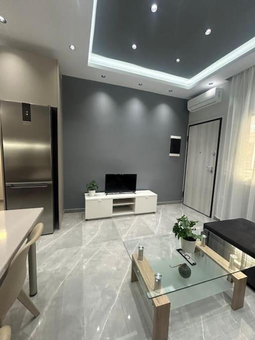 Luxury Apt 5Min To Metro Nikaia Pireu Exterior foto